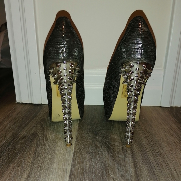 Spike Heels - Picture 2 of 4